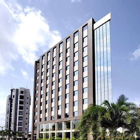 Hotel H - Sandhill Hotels Private Limited Ананд Экстерьер фото