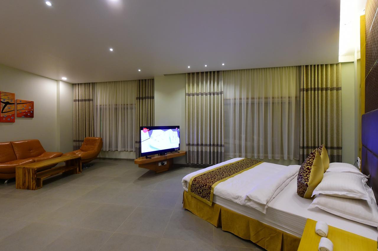 Hotel H - Sandhill Hotels Private Limited Ананд Экстерьер фото