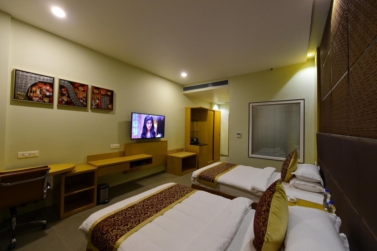 Hotel H - Sandhill Hotels Private Limited Ананд Экстерьер фото