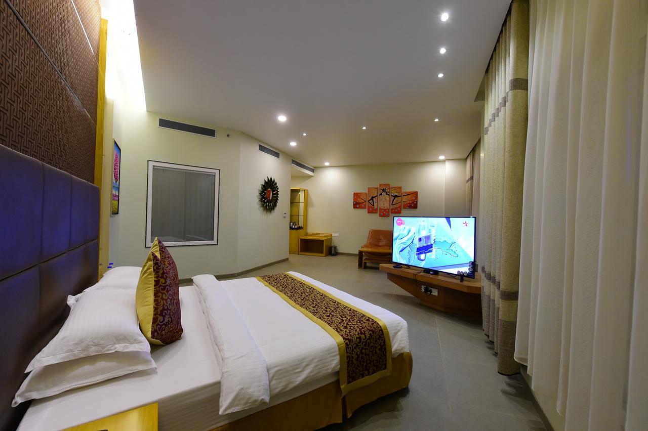 Hotel H - Sandhill Hotels Private Limited Ананд Экстерьер фото