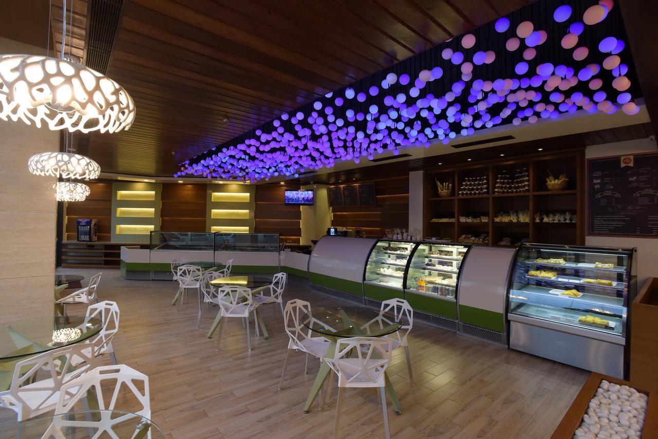 Hotel H - Sandhill Hotels Private Limited Ананд Экстерьер фото