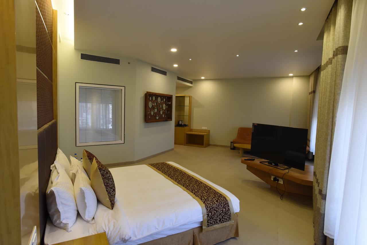 Hotel H - Sandhill Hotels Private Limited Ананд Экстерьер фото